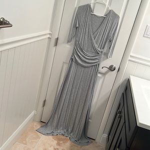 EUC Piphany Rocklin wrap style maxi dress